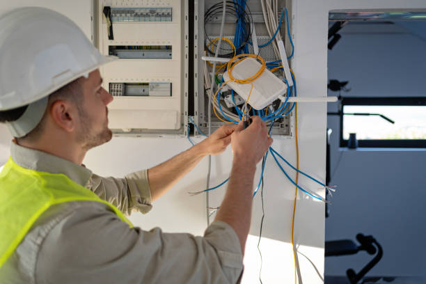 Best Commercial Electrician Services  in Cleveland Heights, OH